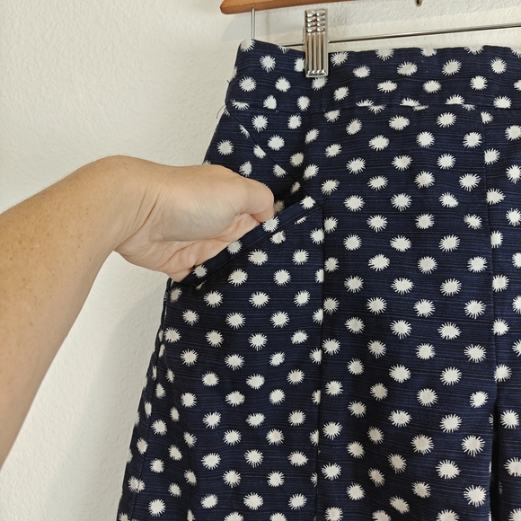 Boden A-Line Skirt Starburst Star Print Navy Blue/White Front Box Pleat Size 6R - Picture 5 of 14